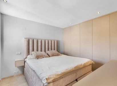 Appartement · Herverkoop - Torrevieja · Punta Prima · Alicante · Spanje