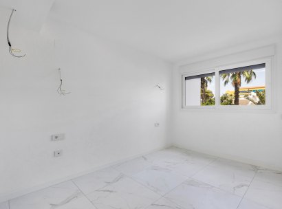 Appartement · Herverkoop - Torrevieja · Punta Prima · Alicante · Spanje