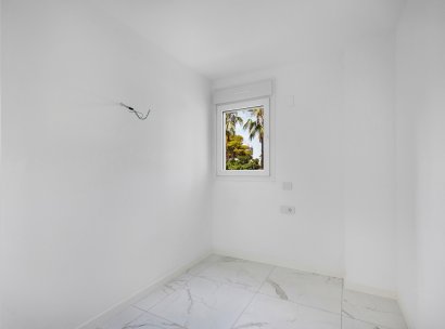 Appartement · Herverkoop - Torrevieja · Punta Prima · Alicante · Spanje