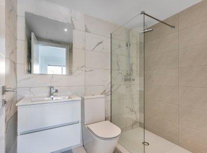 Appartement · Herverkoop - Torrevieja · Punta Prima · Alicante · Spanje