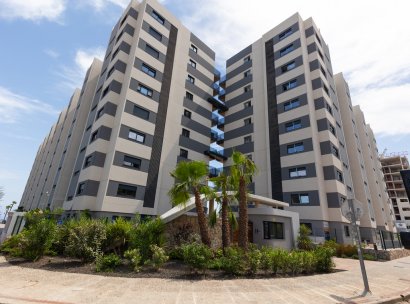 Appartement · Herverkoop - Torrevieja · Punta Prima · Alicante · Spanje