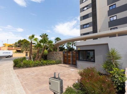 Appartement · Herverkoop - Torrevieja · Punta Prima · Alicante · Spanje
