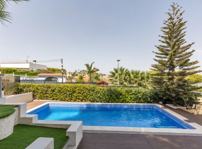 Villa · Herverkoop - Torrevieja · Los Balcones · Alicante · Spanje