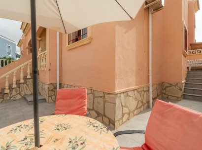 Villa · Herverkoop - Orihuela Costa · Playa Flamenca · Alicante · Spanje