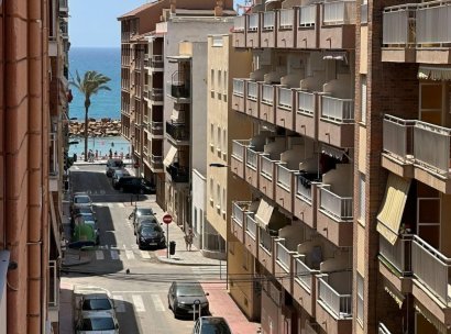Appartement · Herverkoop - Torrevieja · Playa del Cura · Alicante · Spanje