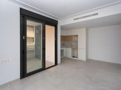 Appartement · Herverkoop - Torrevieja · Playa del Cura · Alicante · Spanje