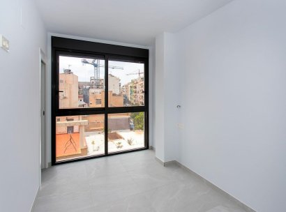 Appartement · Herverkoop - Torrevieja · Playa del Cura · Alicante · Spanje