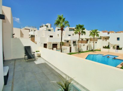 Villa · Herverkoop - Orihuela Costa · PAU 8 · Alicante · Spanje