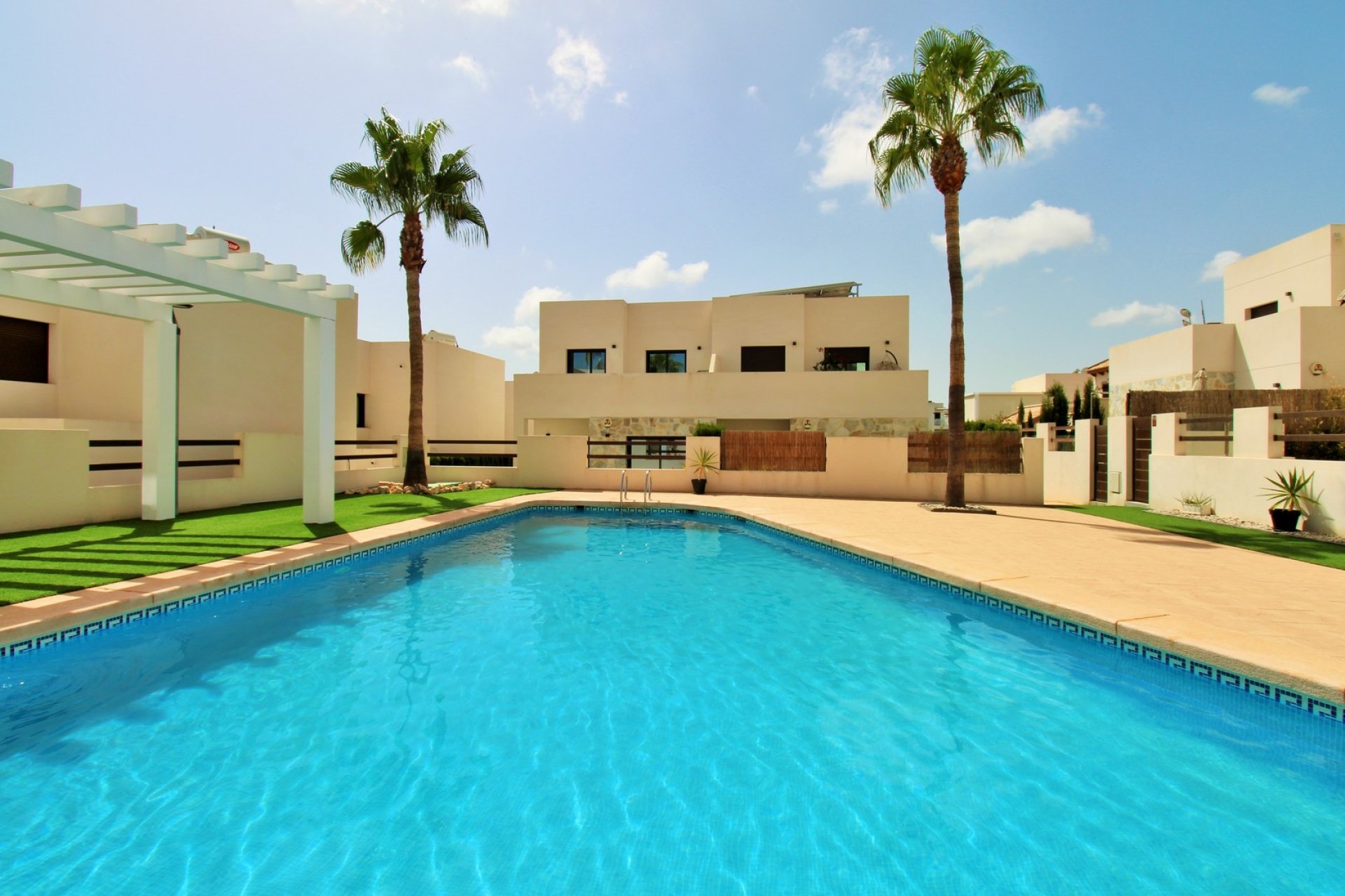 Herverkoop - Villa - Orihuela Costa
