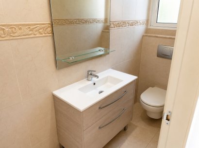 Villa · Återförsäljning - Rojales · Alicante · Spanien