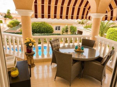 Villa · Återförsäljning - Rojales · Alicante · Spanien