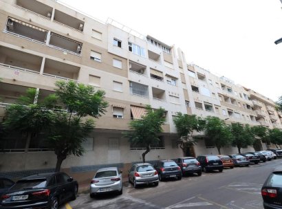 Appartement · Herverkoop - Torrevieja · Parque de las Naciones · Alicante · Spanje