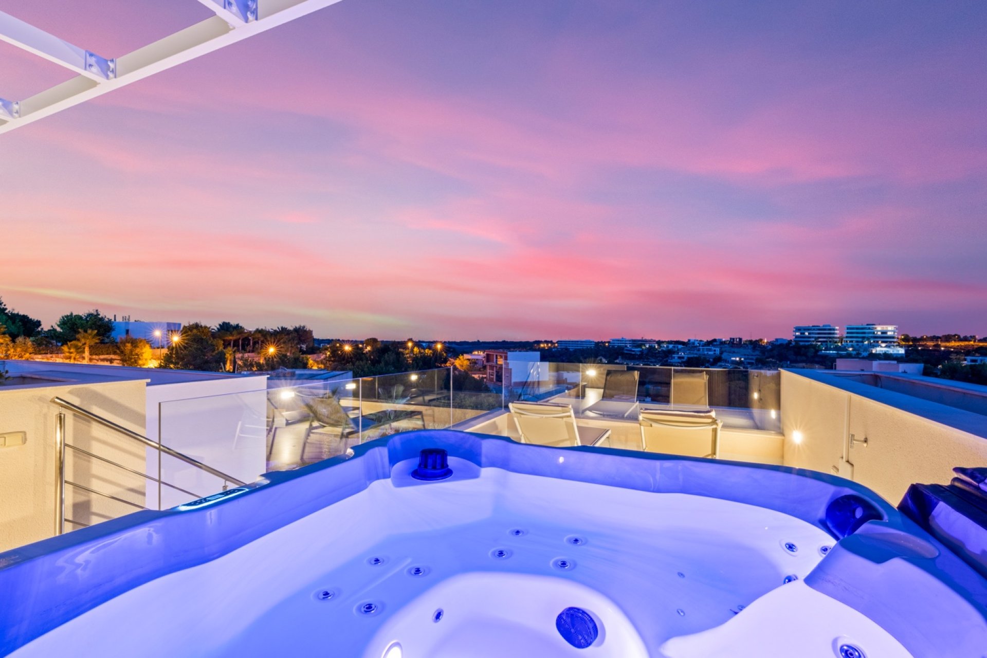 Återförsäljning - Independent villa - Las Colinas Golf Resort
