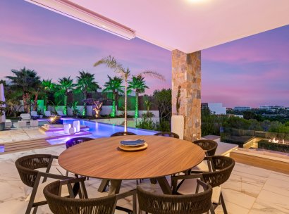 Independent villa · Återförsäljning - Las Colinas Golf Resort · Alicante · Spanien