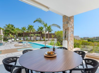 Independent villa · Återförsäljning - Las Colinas Golf Resort · Alicante · Spanien