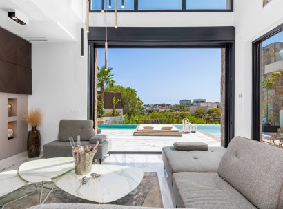 Independent villa · Återförsäljning - Las Colinas Golf Resort · Alicante · Spanien