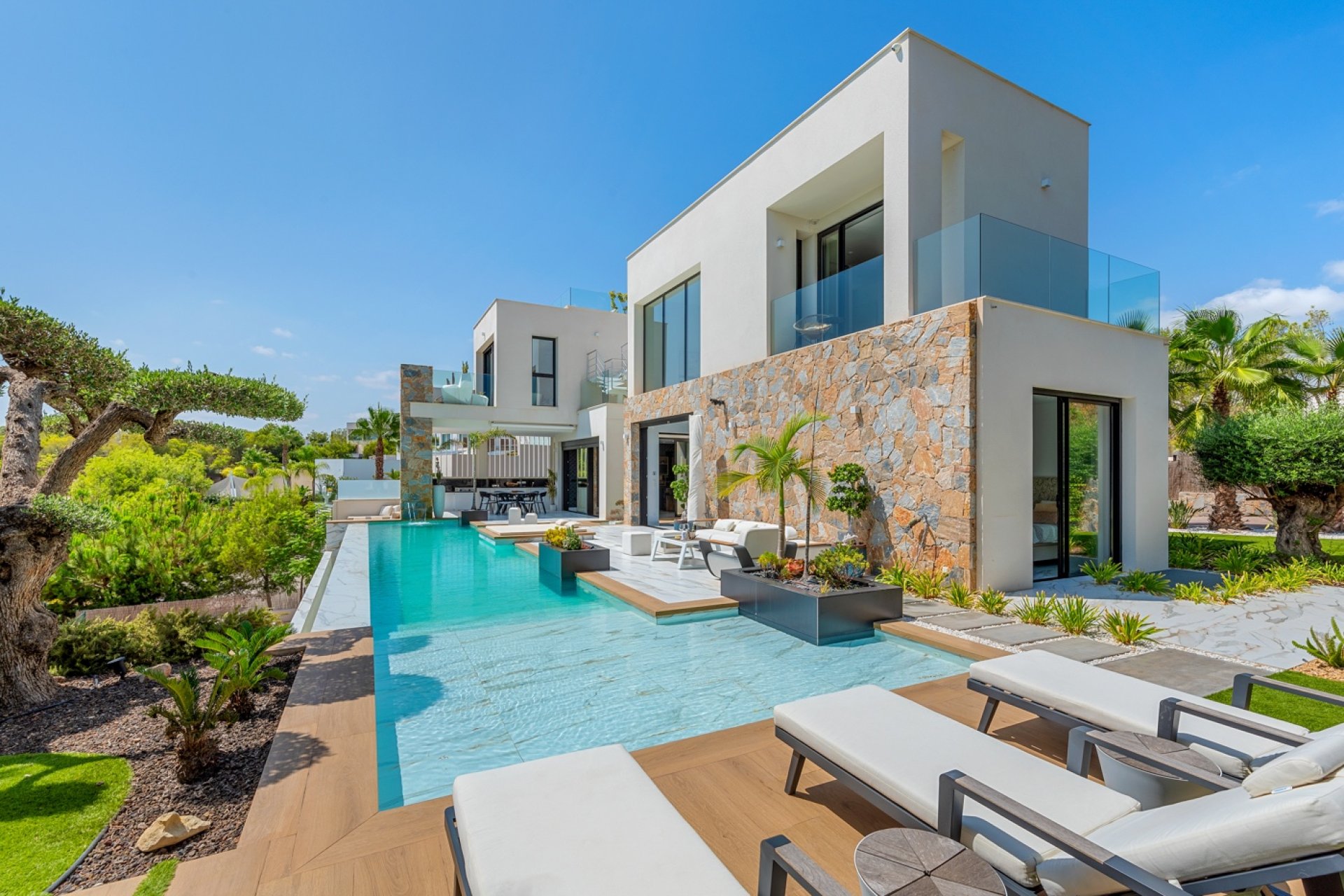 Återförsäljning - Independent villa - Las Colinas Golf Resort