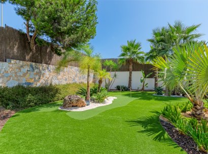 Independent villa · Återförsäljning - Las Colinas Golf Resort · Alicante · Spanien