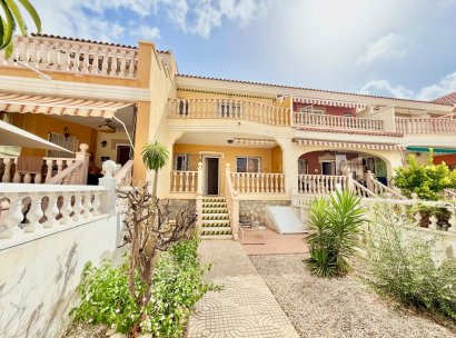 Villa · Herverkoop - Ciudad Quesada - Rojales · Doña pepa · Alicante · Spanje