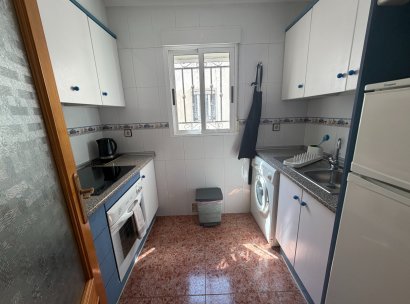 Appartement · Herverkoop - Orihuela · Entre Naranjos Vistabella · Alicante · Spanje