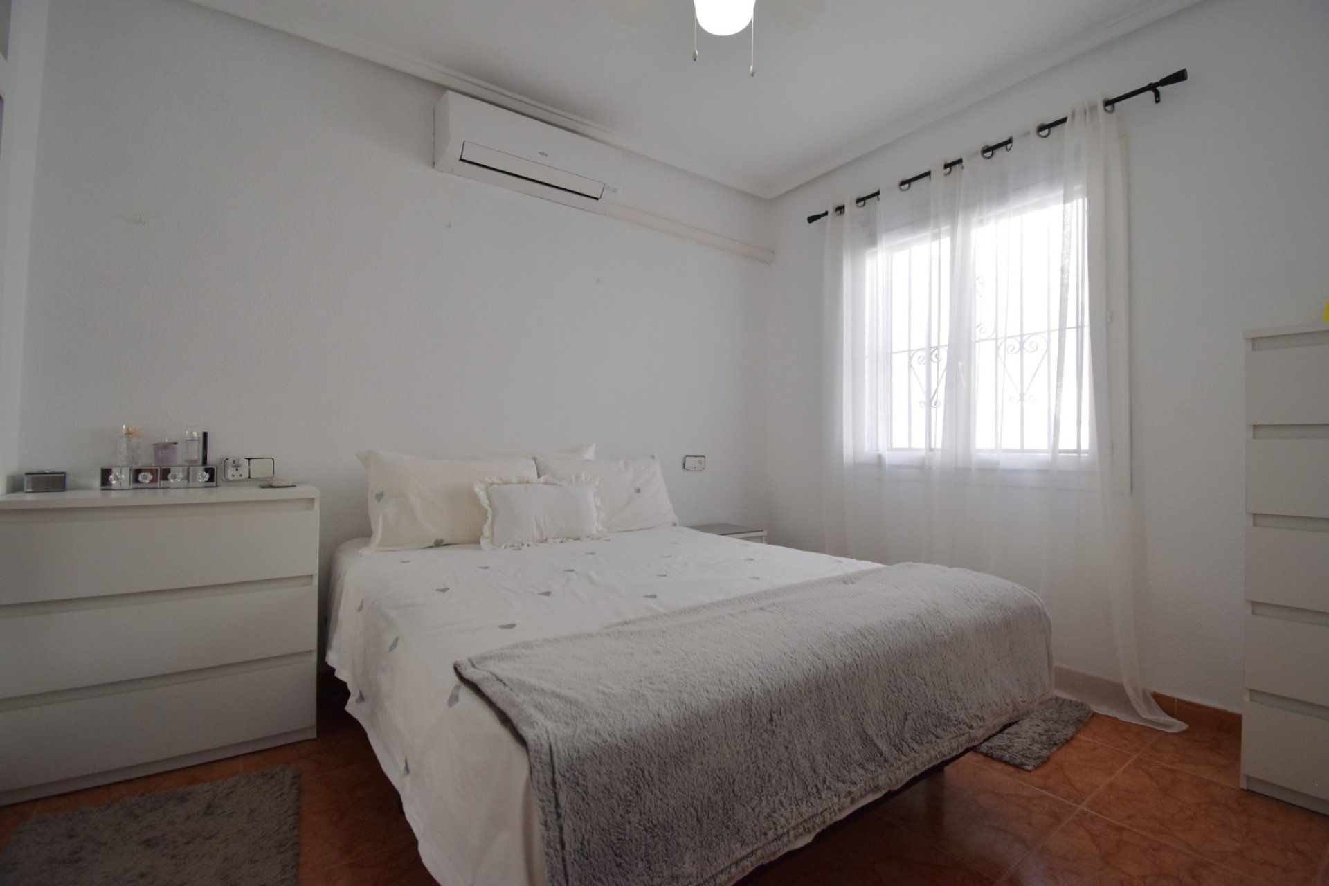Återförsäljning - Villa - Orihuela Costa