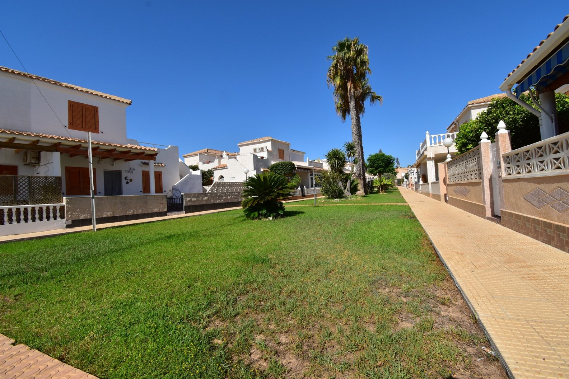 Återförsäljning - Villa - Orihuela Costa
