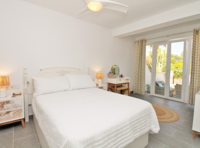 Villa · Wiederverkauf - Orihuela Costa · Villamartín · Alicante · Spanien