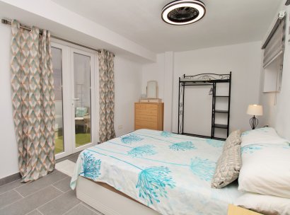 Villa · Wiederverkauf - Orihuela Costa · Villamartín · Alicante · Spanien