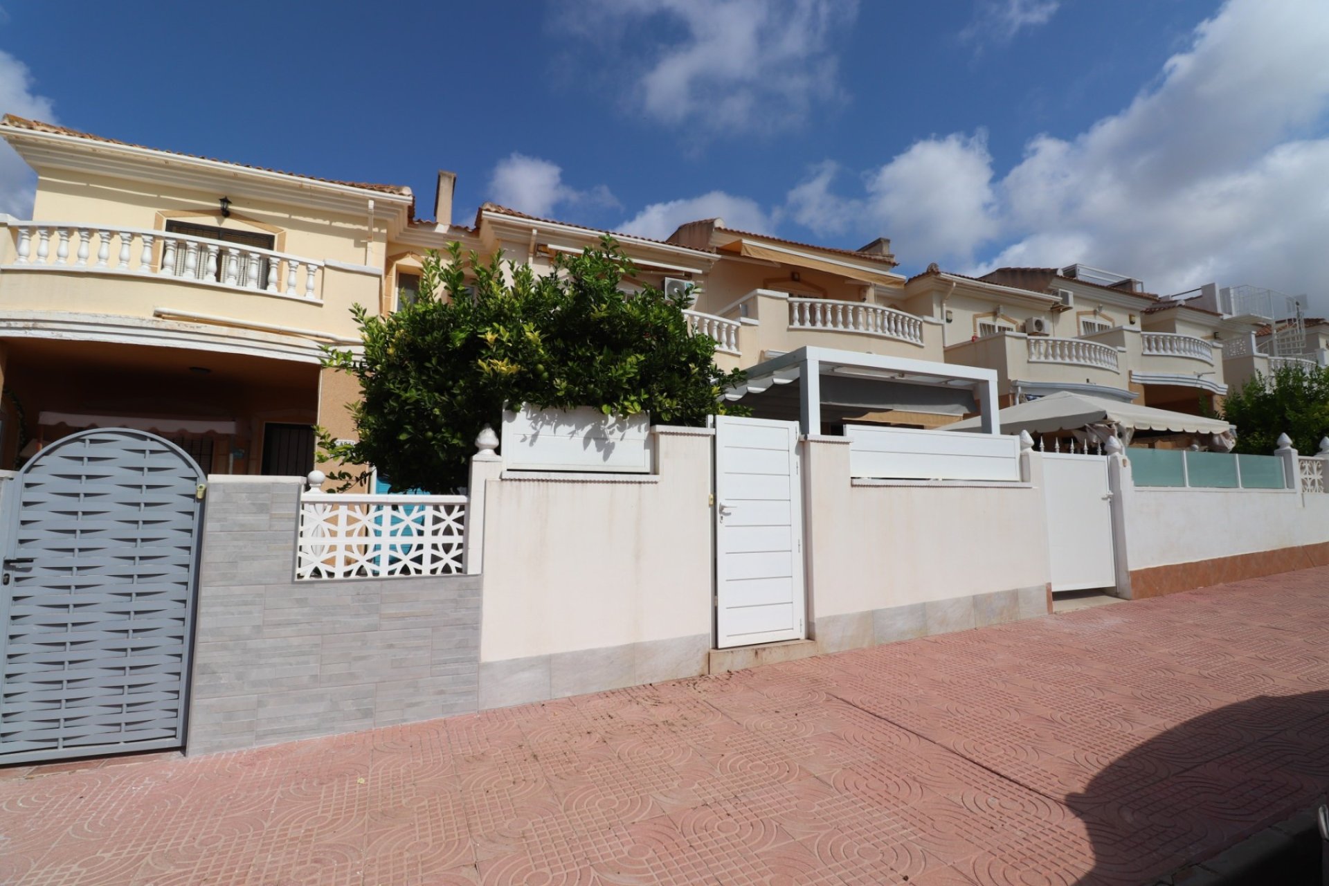 Herverkoop - Villa - Benijofar