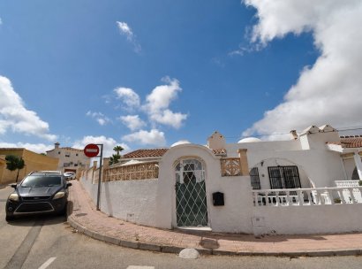 Villa · Herverkoop - Orihuela Costa · Villamartín · Alicante · Spanje