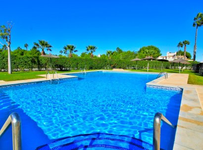 Villa · Herverkoop - Orihuela Costa · Villamartín · Alicante · Spanje