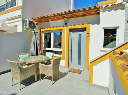 Villa · Herverkoop - Orihuela Costa · Villamartín · Alicante · Spanje