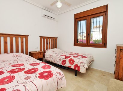 Appartement · Herverkoop - Orihuela Costa · PAU 8 · Alicante · Spanje