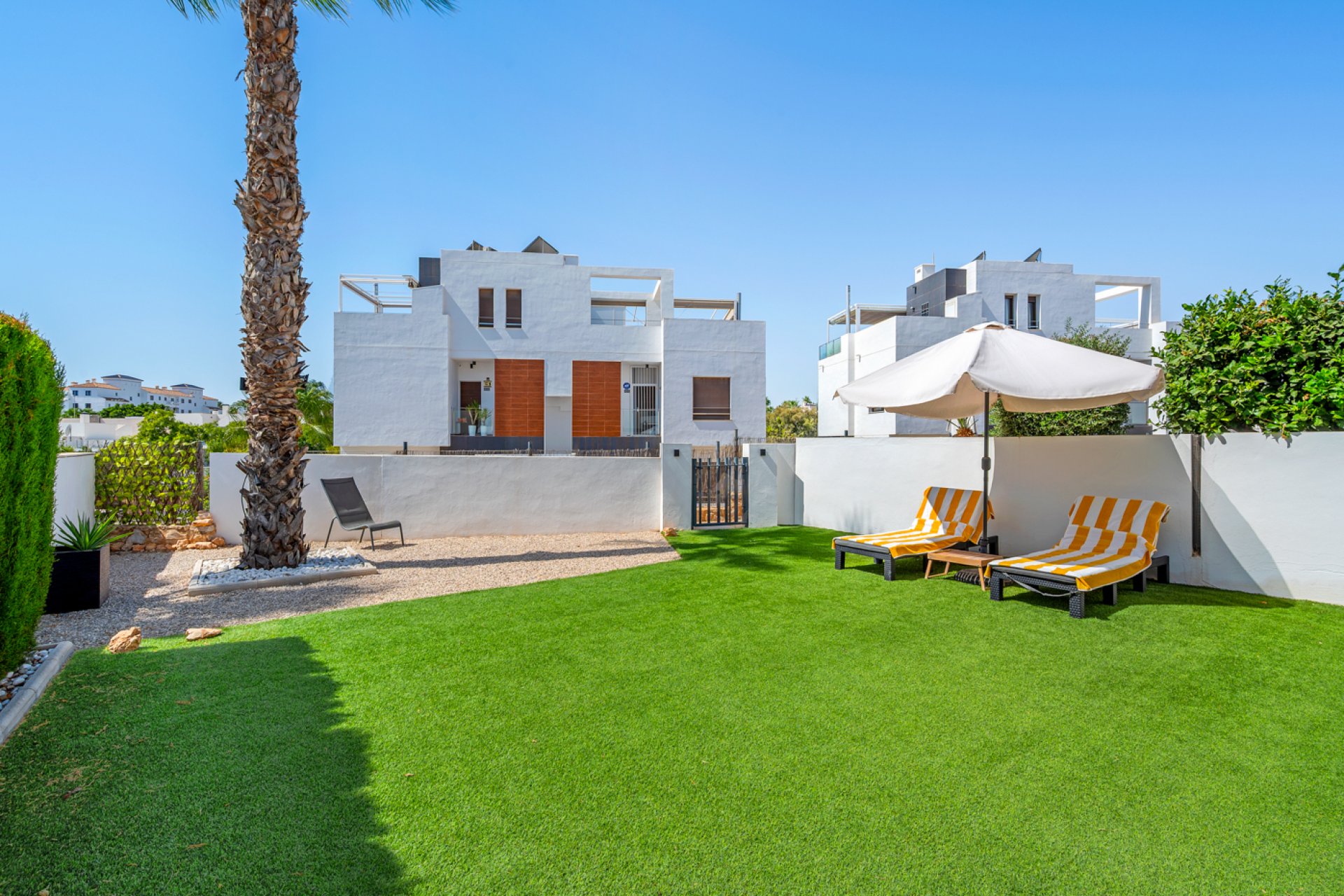 Resale - House - Orihuela Costa
