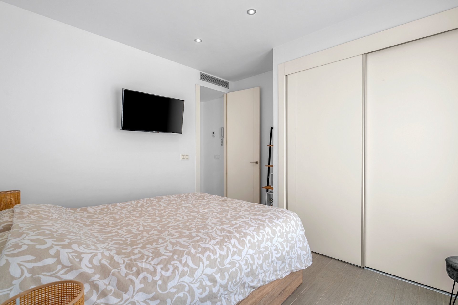 Resale - House - Orihuela Costa