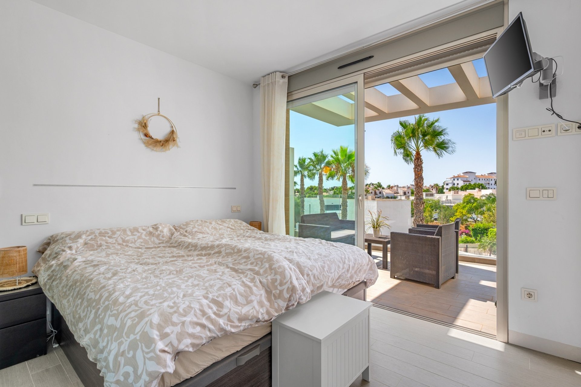 Resale - House - Orihuela Costa