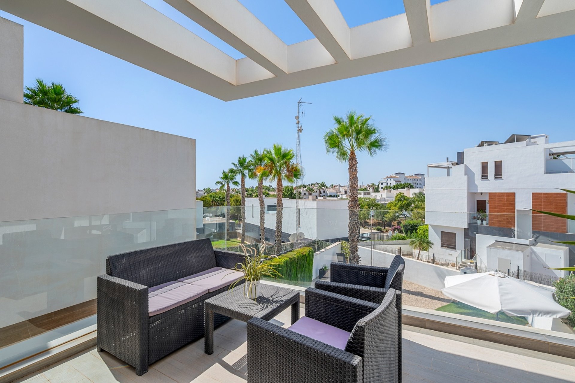 Resale - House - Orihuela Costa