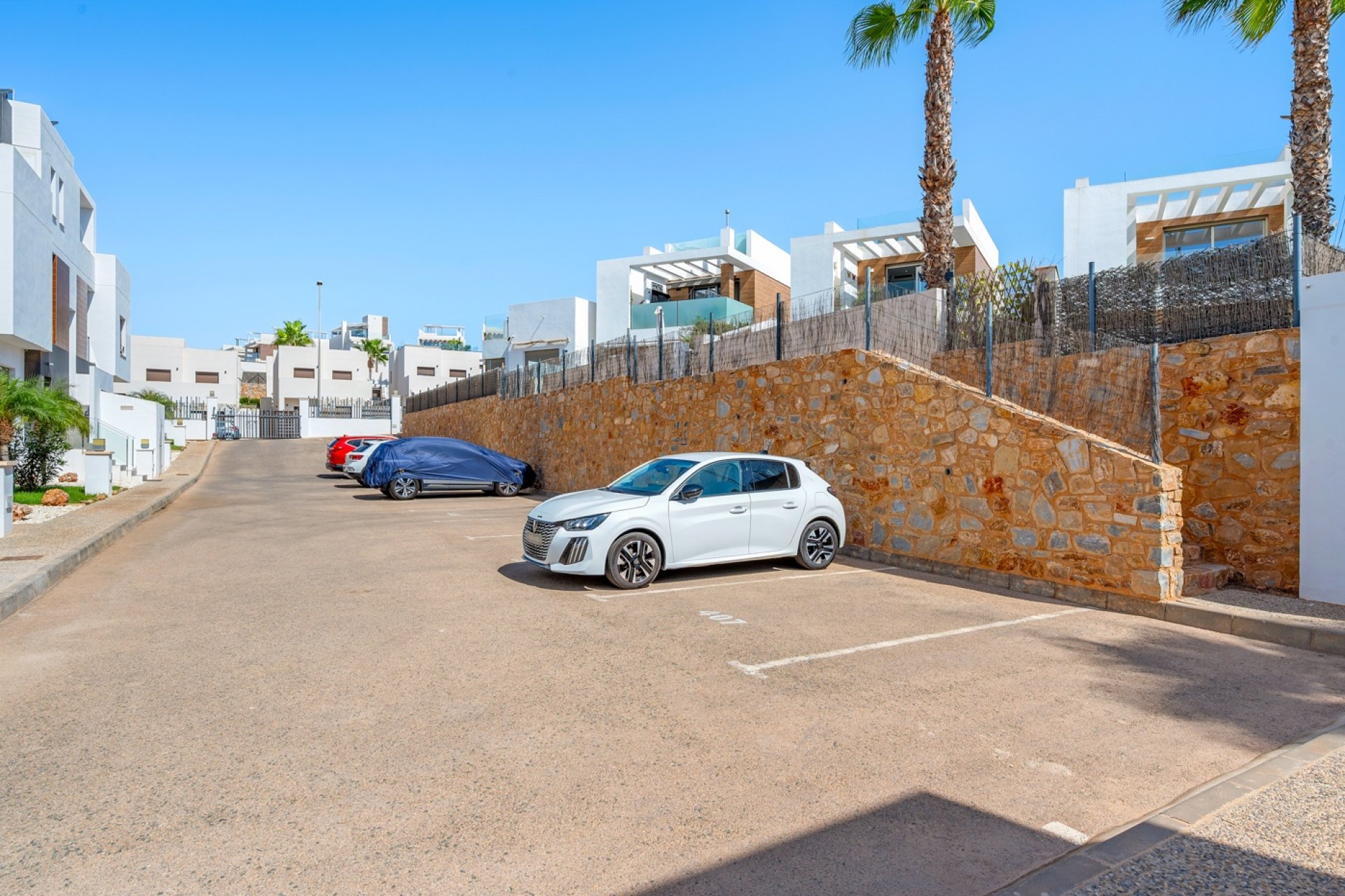 Resale - House - Orihuela Costa