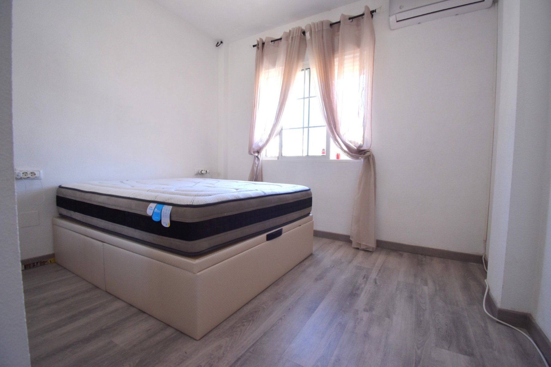 Herverkoop - Villa - Orihuela Costa