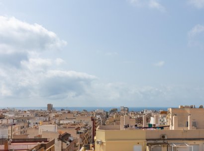 Appartement · Herverkoop - Torrevieja · Centro · Alicante · Spanje