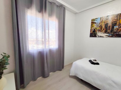 Appartement · Herverkoop - Torrevieja · Alicante · Spanje