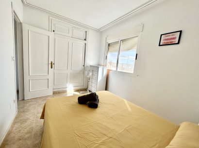 Villa · Herverkoop - Orihuela Costa · La Zenia · Alicante · Spanje