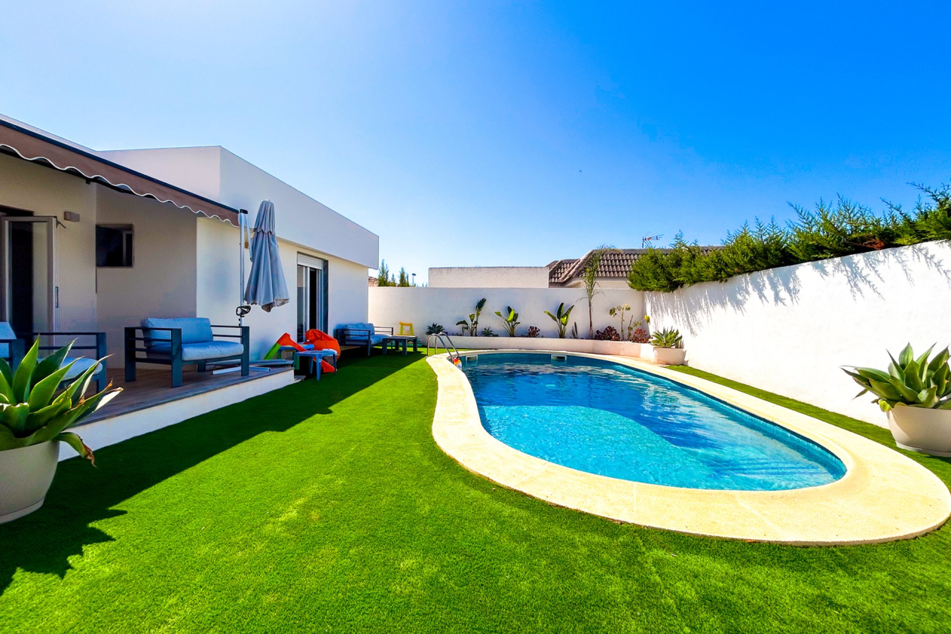 Resale - Villa - Mar de Cristal