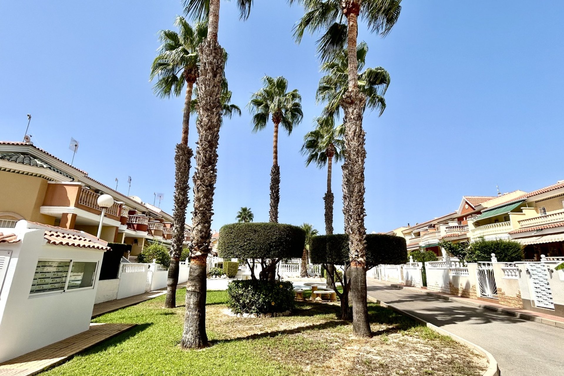 Resale - Villa - Ciudad Quesada