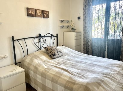 Appartement · Herverkoop - Orihuela Costa · La Zenia · Alicante · Spanje