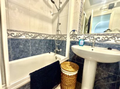 Appartement · Herverkoop - Orihuela Costa · La Zenia · Alicante · Spanje