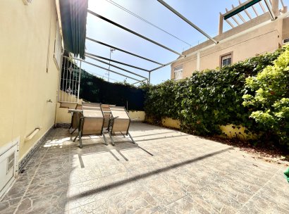 Appartement · Herverkoop - Orihuela Costa · La Zenia · Alicante · Spanje