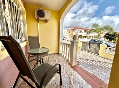 Appartement · Herverkoop - Orihuela Costa · La Zenia · Alicante · Spanje