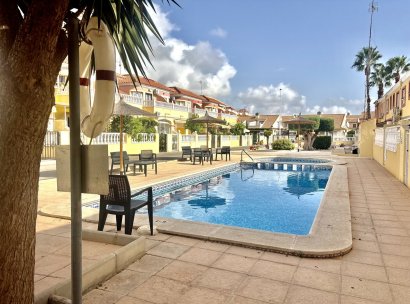 Appartement · Herverkoop - Orihuela Costa · La Zenia · Alicante · Spanje