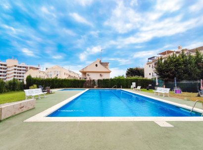 Appartement · Herverkoop - Orihuela Costa · La Zenia · Alicante · Spanje